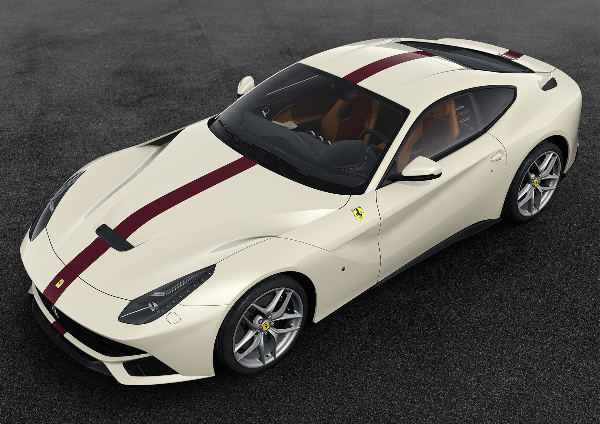 _27_GT_SWB_F12_Esterni-1920x0_Z90EJ1.jpg